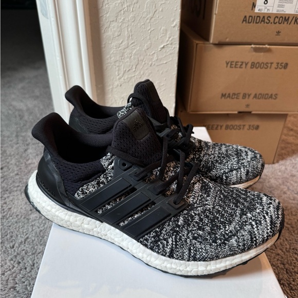 Adidas Ultra boost 1.0 Oreo reigning champ consortium sz 8 - Picture 3 of 8